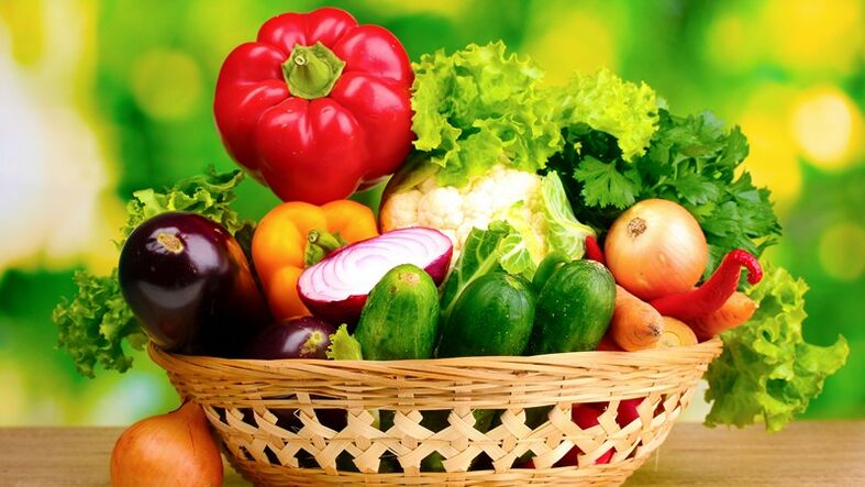 En une journée du régime 6 pétales, vous pouvez manger jusqu'à 1, 5 kg de légumes